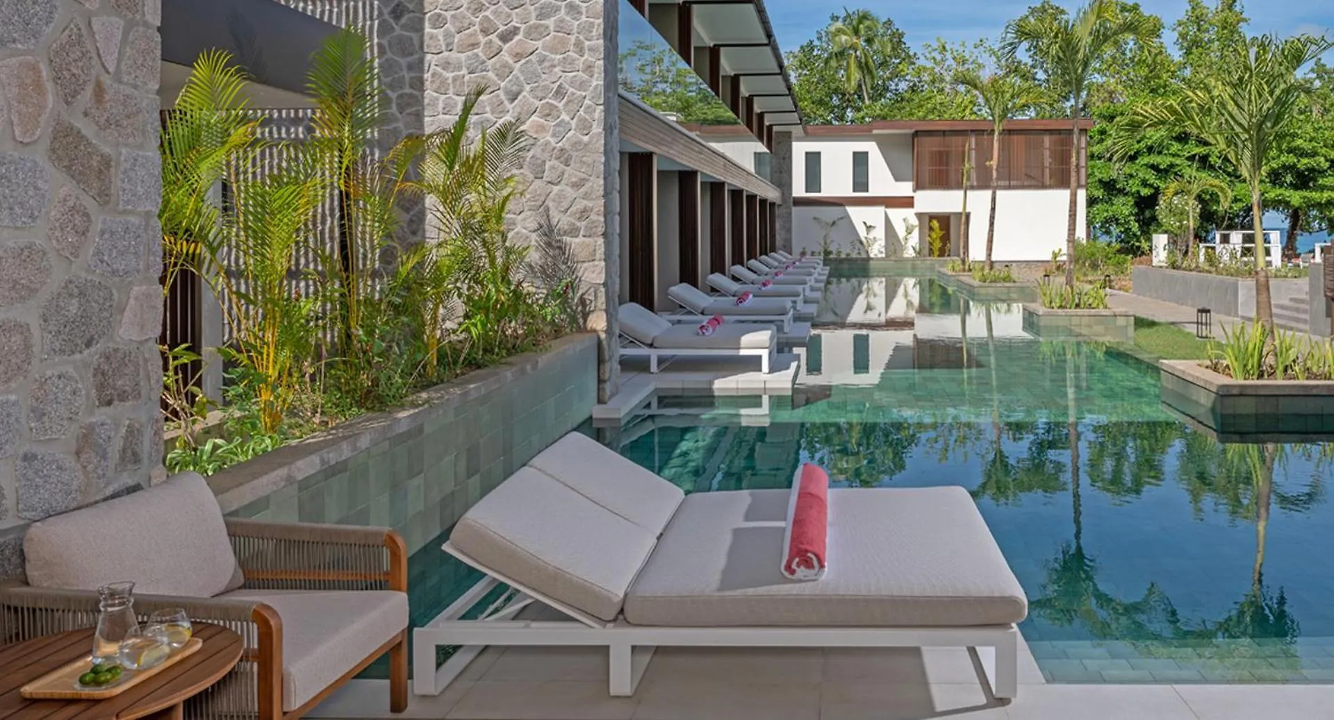 ***** Resort Avani+ Barbarons Seychelles Grand Anse  Seychelles