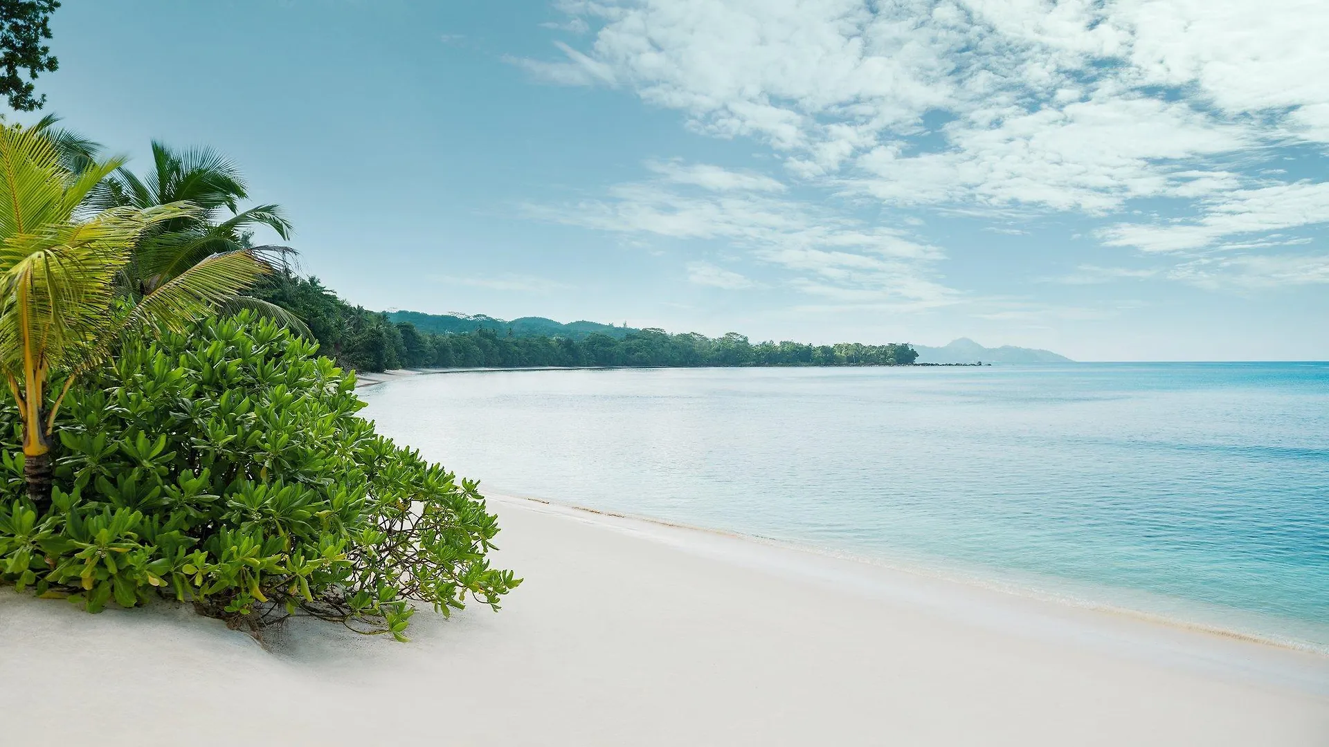 Avani Barbarons Seychelles Resort Grand Anse  4*, Grand Anse (Mahe)